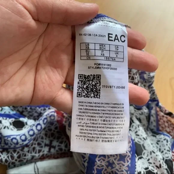 New Printed Guess Top - Picture 4 of 5